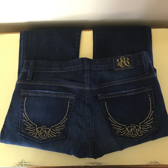 R & R Kasandra Jean - Picture 3 of 8